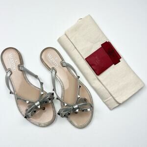 VALENTINO GARAVANI Rockstud PVC Flat EU 37 US 7 Metallic Thong Jelly Sandal